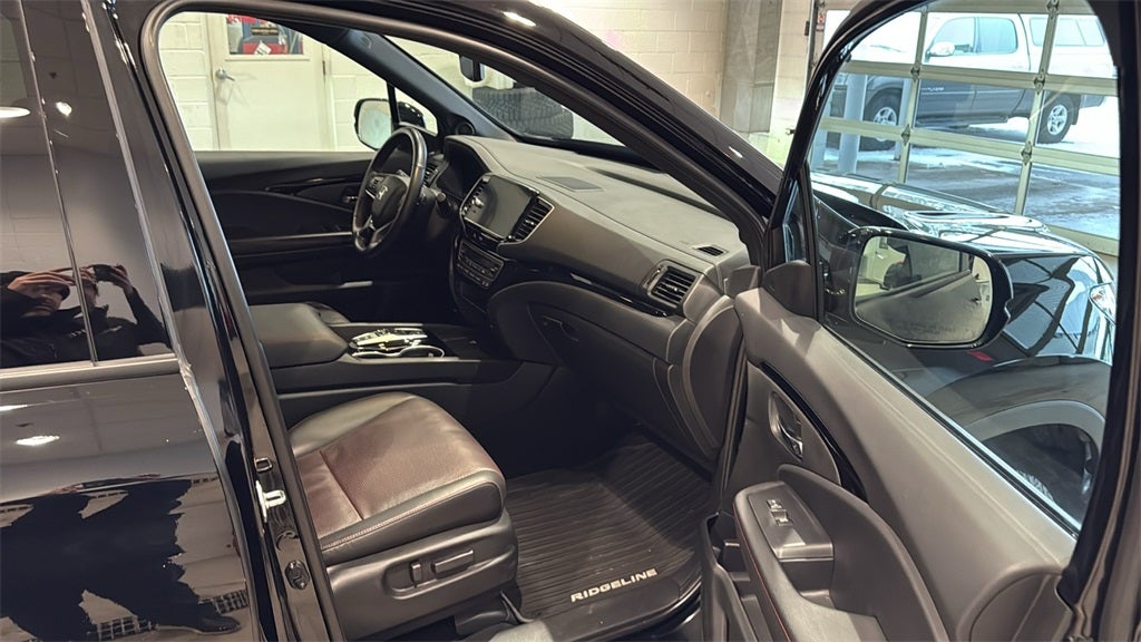 2024 Honda Ridgeline Black Edition