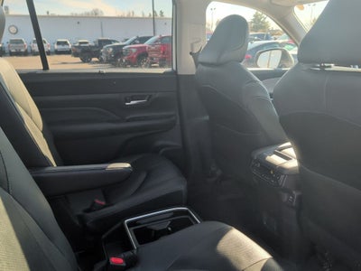 2024 Toyota Grand Highlander Platinum