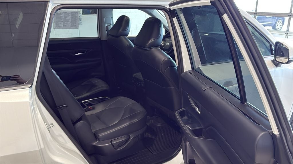 2024 Toyota Grand Highlander Platinum