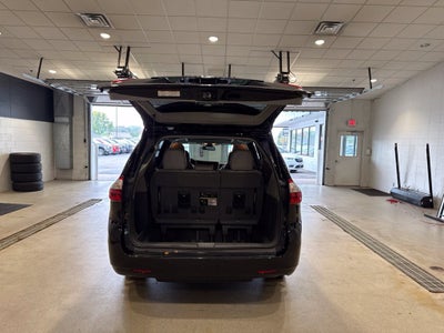 2020 Toyota Sienna XLE 7 Passenger