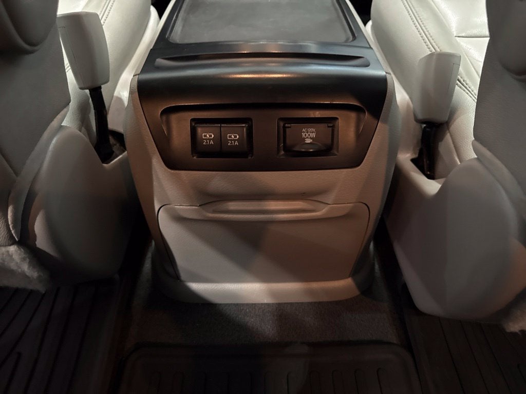 2020 Toyota Sienna XLE 7 Passenger