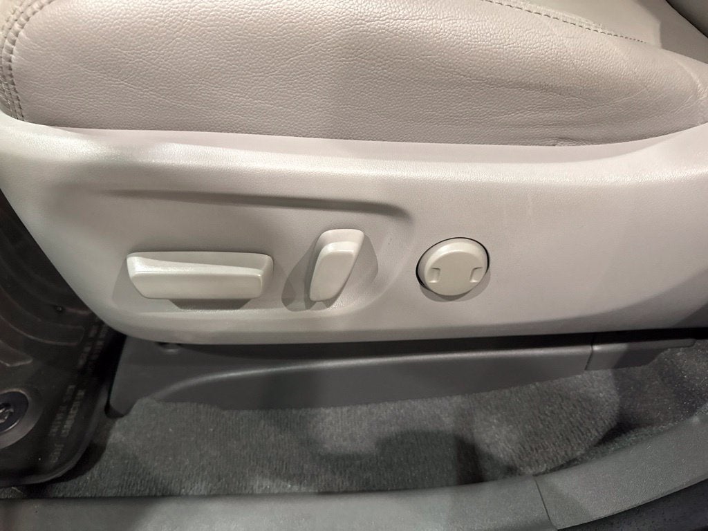 2020 Toyota Sienna XLE 7 Passenger