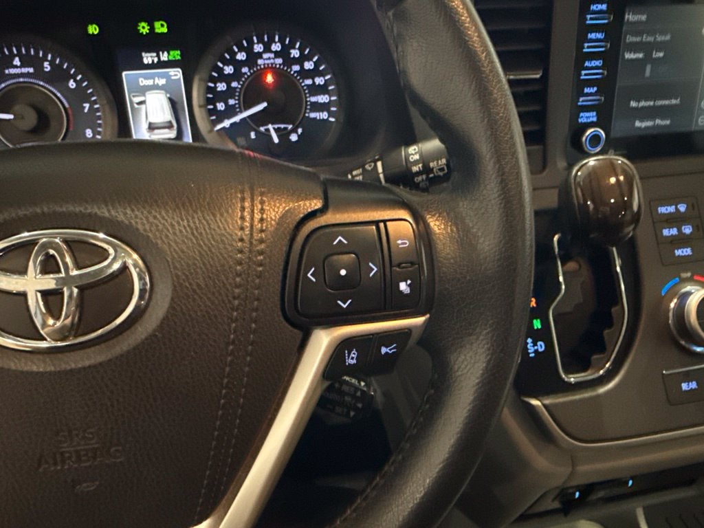 2020 Toyota Sienna XLE 7 Passenger