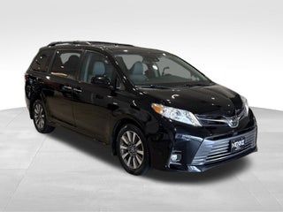 2020 Toyota Sienna XLE 7 Passenger