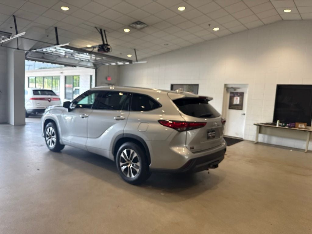 2020 Toyota Highlander XLE