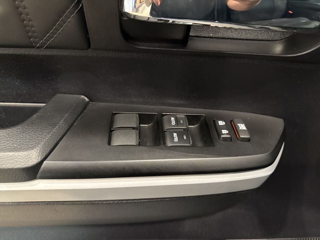2020 Toyota Tundra Platinum 5.7L V8
