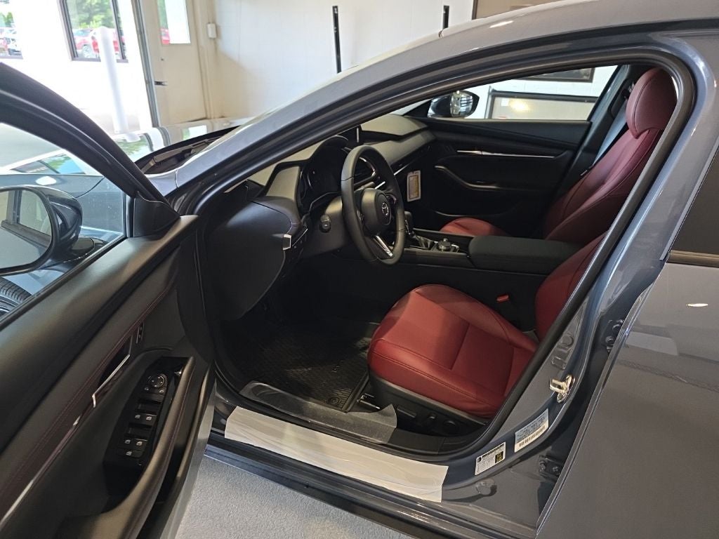 2026 Mazda Mazda3 Sedan 2.5 S Carbon Edition AWD