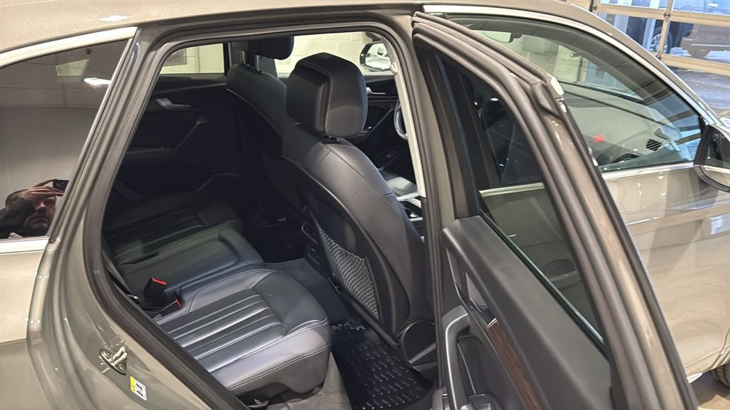2023 Audi Q5 45 S line Premium quattro