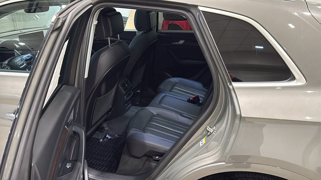 2023 Audi Q5 45 S line Premium quattro