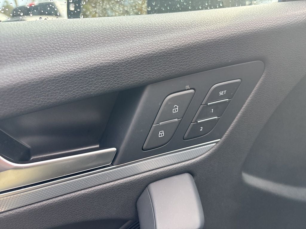 2024 Audi Q5 45 S line Premium quattro