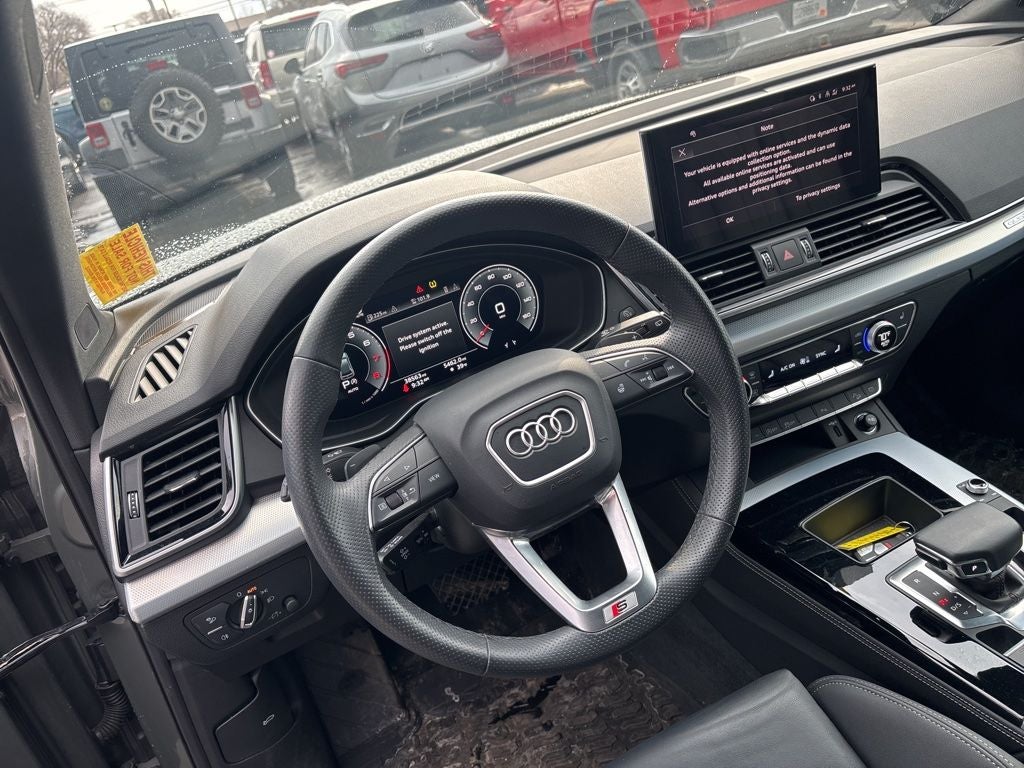 2024 Audi Q5 45 S line Premium quattro