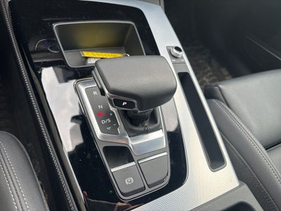 2024 Audi Q5 45 S line Premium quattro