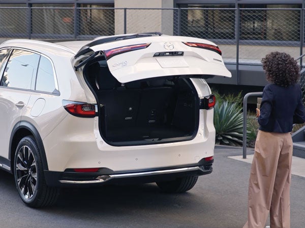 Menke Mazda in Schofield WI